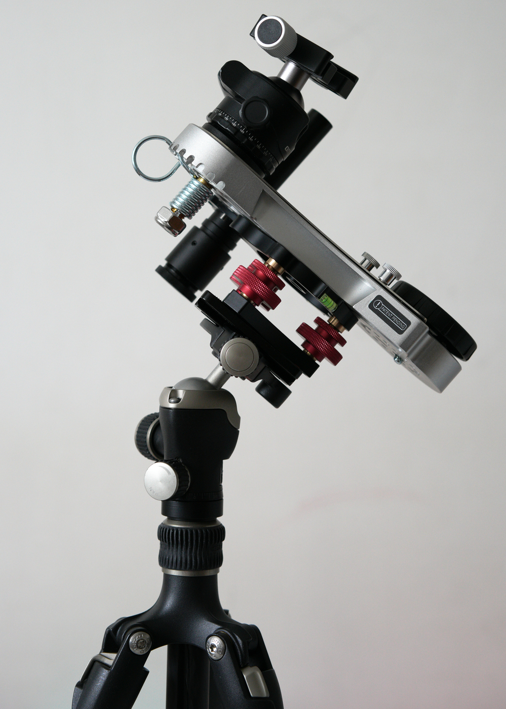 Omegon MiniTrack LX4 with OM10 ballhead and scope on LP-64 on Gitzo GH1382TQD ballhead on Gitzo GK100T tripod
